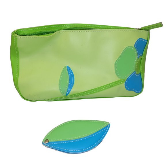 Elizabeth Arden Make up Bag and Mirror - Picture 4 of 4